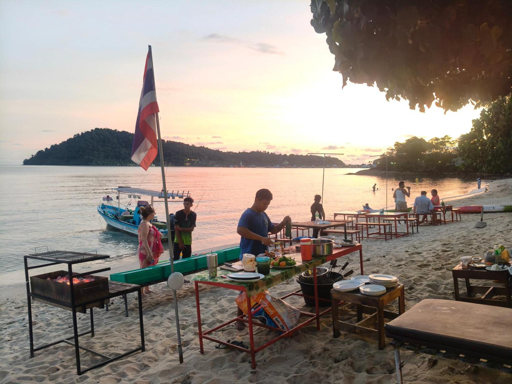 Yuyu Golden Beach Koh Chang Eksteriør bilde